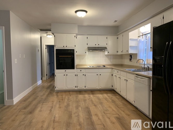 227 Winton Dr 4 Beds Single Family Home for Rent - Photo gallery 2