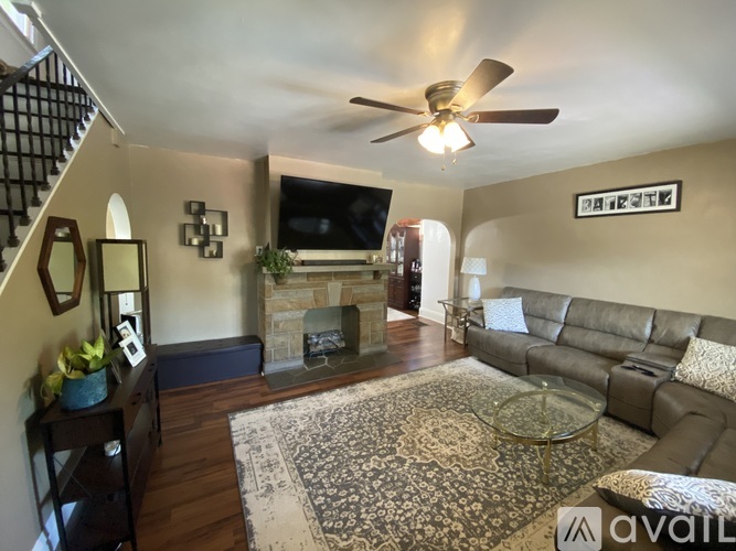 6348 Waldron Street 3 Beds Single Family Home for Rent - Photo gallery 3