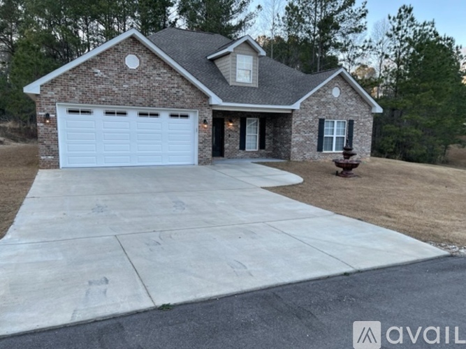 110 Grovewood Drive 3 Beds Single Family Home for Rent - Photo gallery 1
