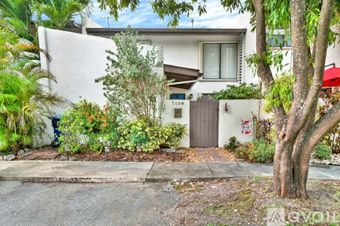 7104 Southwest 110Th Avenue 3 Beds Apartment for Rent