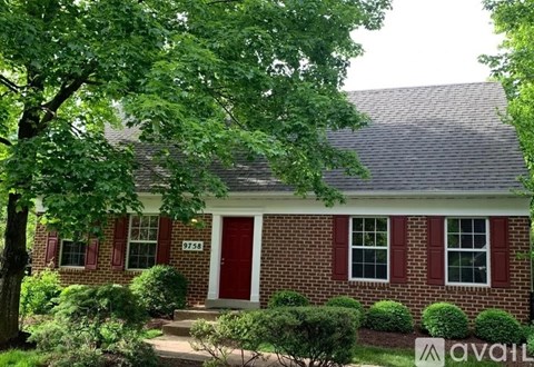 9758 Pleasant Gate Ln 4 Beds Apartment for Rent
