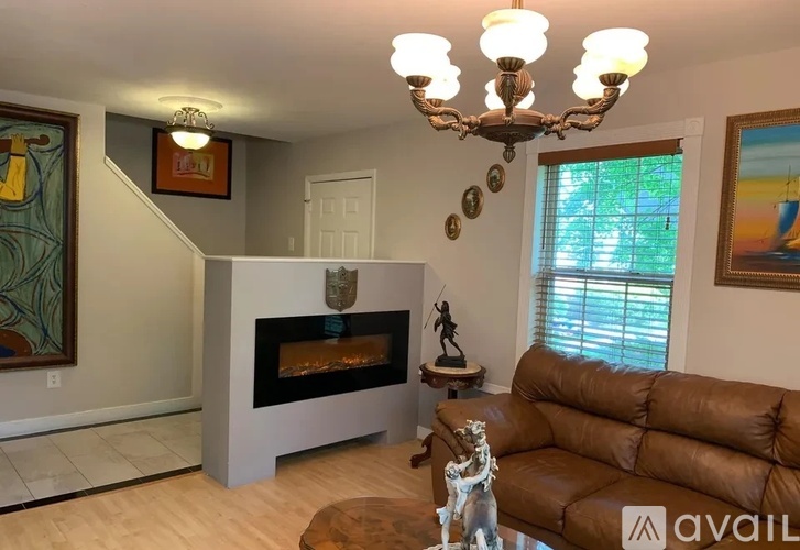 9758 Pleasant Gate Ln 4 Beds Single Family Home for Rent - Photo gallery 5