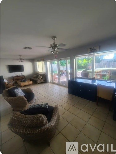 2220 North 35Th Avenue 3 Beds Apartment for Rent