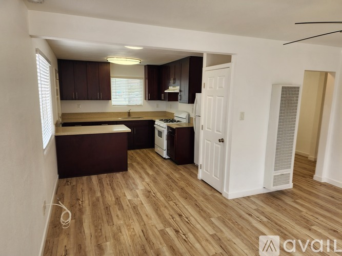 6738 Tait St 1 Apartment for Rent - Photo gallery 2