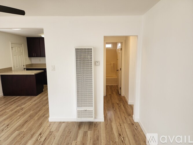 6738 Tait St 1 Apartment for Rent - Photo gallery 4