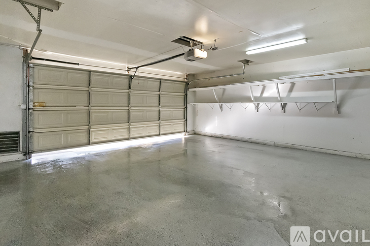 8707 Cedros Avenue 3 Beds Single Family Home for Rent - Photo gallery 3