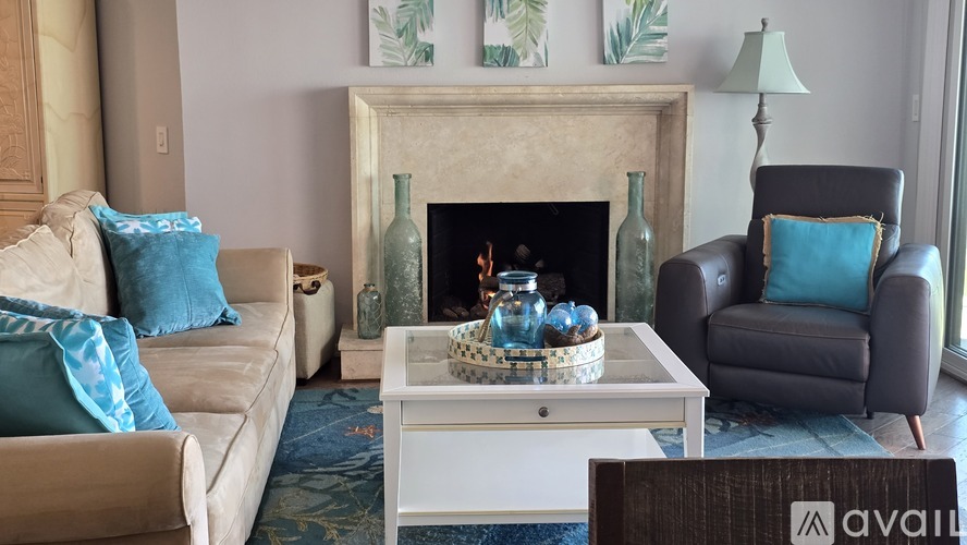856 Caliente Lane 2 Beds Condo for Rent - Photo gallery 3