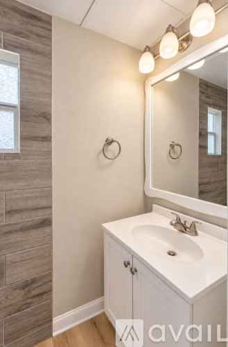 1720 4th Ave E 1 Apartment for Rent - Photo gallery 5