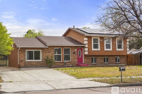 2915 Monica Dr W 5 Beds Apartment for Rent