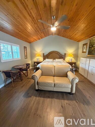 190 Sand Pine Road Studio Apartment for Rent - Photo gallery 1