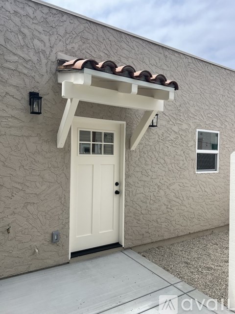 172 East Ramona Street 2 Beds Apartment for Rent