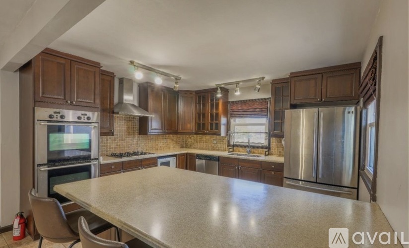 25 Ovington Avenue 3 Beds Single Family Home for Rent - Photo gallery 3