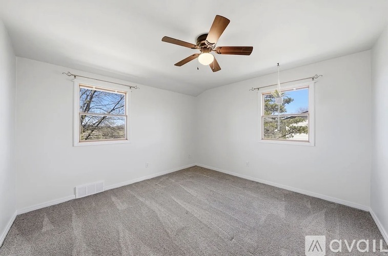 6632 Errick Rd 3 Beds Townhouse for Rent - Photo gallery 4