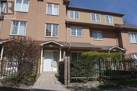 13 - 12 ST MORITZ WAY 4 Beds Apartment for Rent