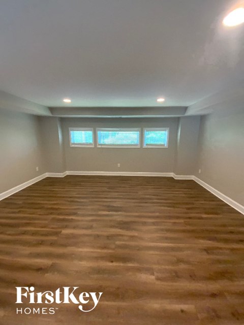39 Floating Leaf Way 5 Beds Apartment for Rent
