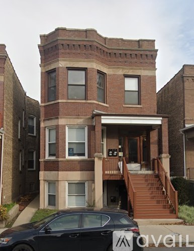 2236 West Augusta Boulevard 2 Beds Apartment for Rent