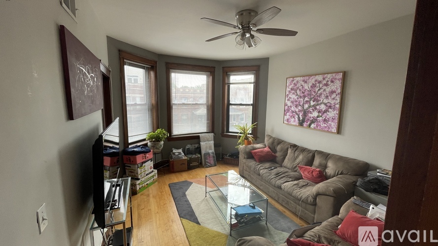 2236 West Augusta Boulevard 2 Beds Apartment for Rent - Photo gallery 2