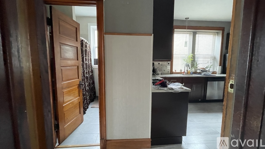 2236 West Augusta Boulevard 2 Beds Apartment for Rent - Photo gallery 3