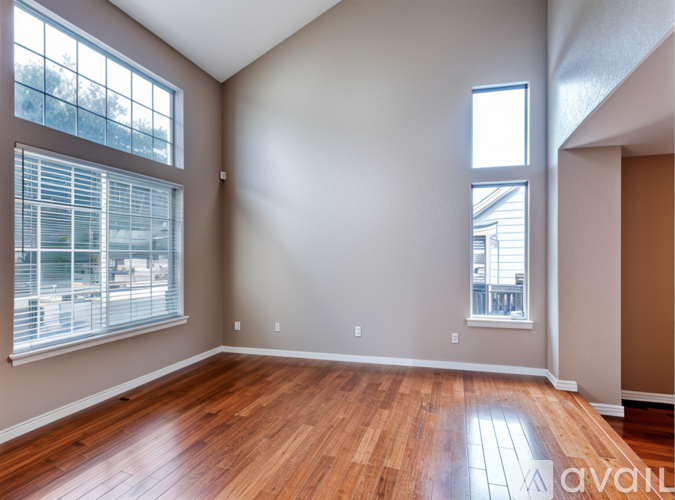 19523 East Bethany Drive 4 Beds Single Family Home for Rent - Photo gallery 3