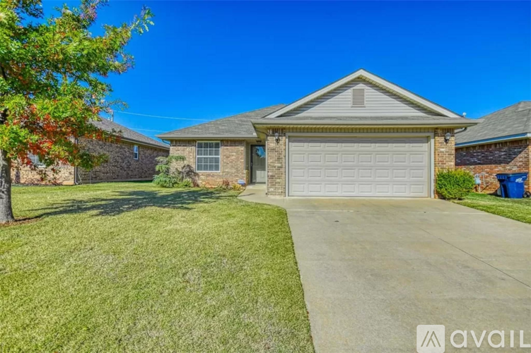 823 Monarch Way 3 Beds Single Family Home for Rent - Photo gallery 1