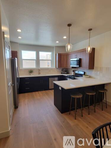 3898 Hardman Way 1 Apartment for Rent - Photo gallery 1