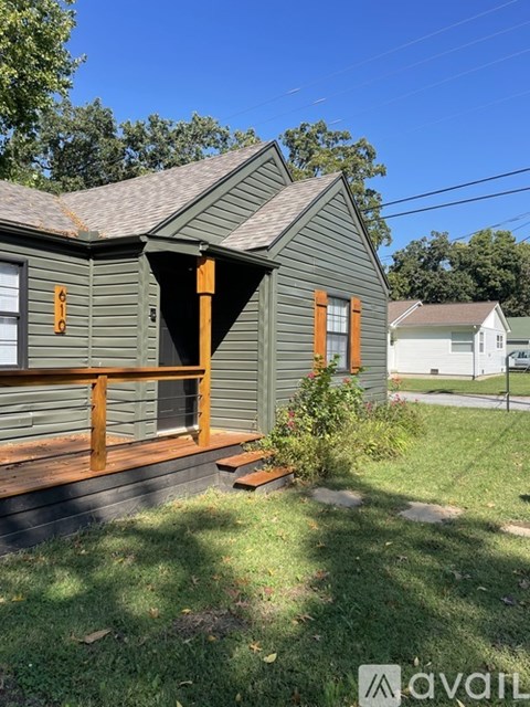 610 N Wright St 2 Beds Apartment for Rent