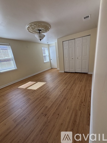 1315 Hollins Street 3 Beds Apartment for Rent - Photo gallery 4