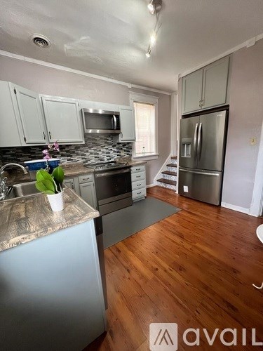 1129 S Kingshighway Blvd 3 Beds Apartment for Rent
