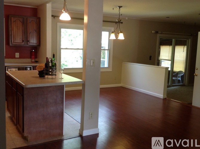308 S Canterbury Dr 3 Beds Single Family Home for Rent - Photo gallery 2