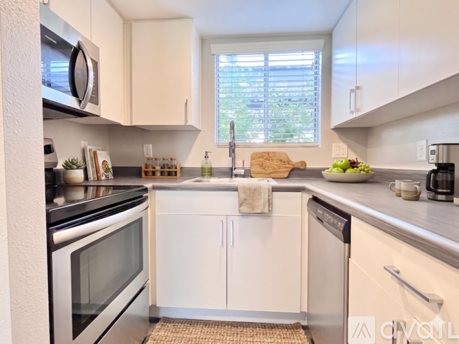 2936 N 34th Pl Studio Apartment for Rent - Photo gallery 5