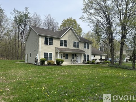 409 Kings Highway 3 Beds Apartment for Rent