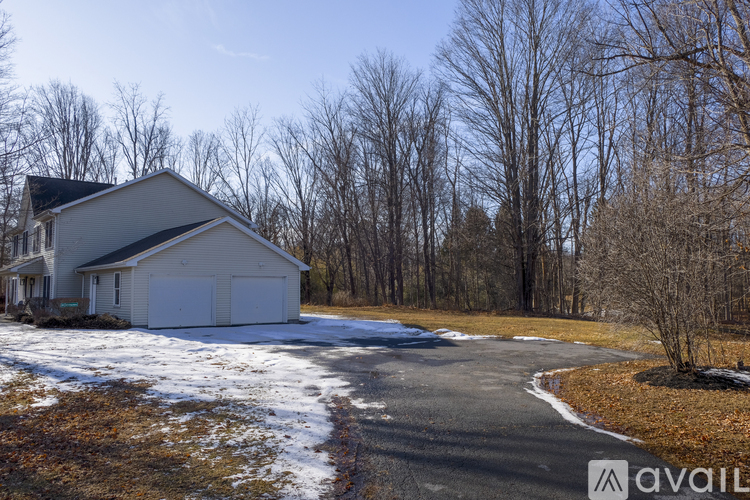 409 Kings Highway 3 Beds Townhouse for Rent - Photo gallery 3