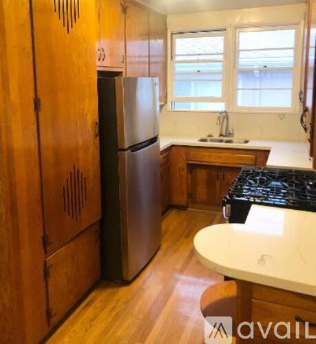 1466 S Sherbourne Dr 1 Apartment for Rent - Photo gallery 5