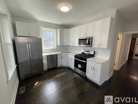 4737 N Maplewood Ave 4 Beds Apartment for Rent