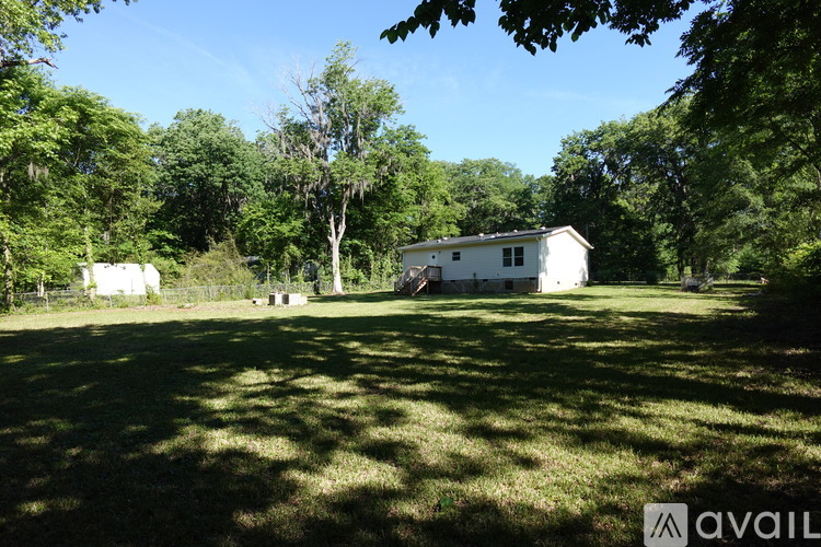 203 1st St 3 Beds Single Family Home for Rent - Photo gallery 4