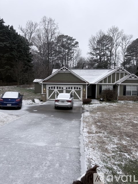 812 Georgetown Drive 3 Beds Apartment for Rent