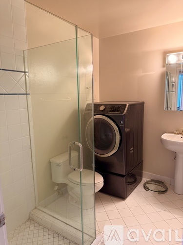 Shelter Bay Avenue 2 Beds Condo for Rent - Photo gallery 5
