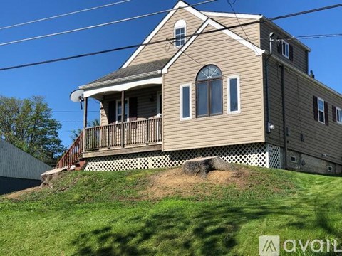 435 Highfield Avenue 2 Beds Apartment for Rent