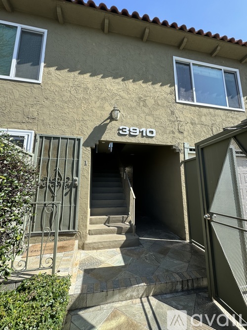 3910 Beethoven St 1 Apartment for Rent - Photo gallery 3