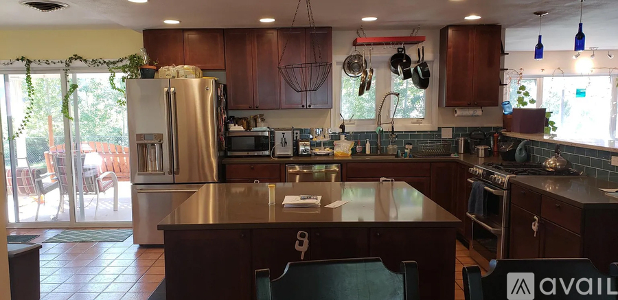 1401 Donegan Road 3 Beds Single Family Home for Rent - Photo gallery 3