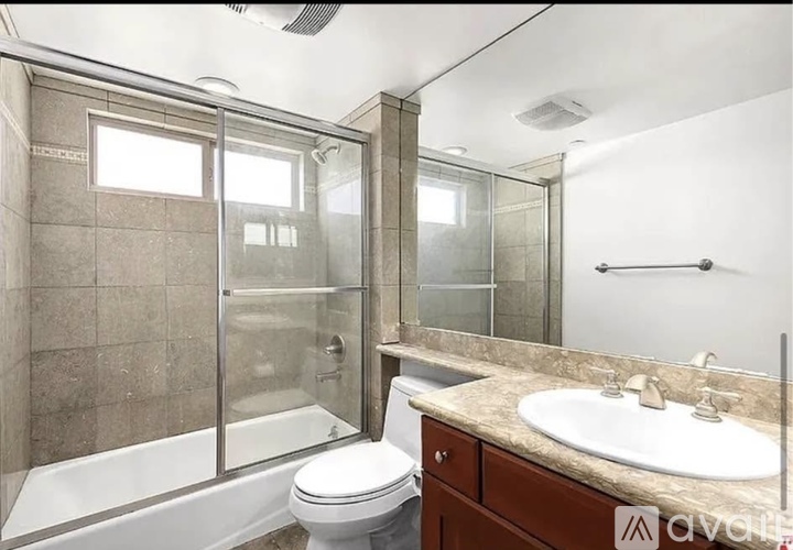 1621 Barry Avenue 3 Beds Apartment for Rent - Photo gallery 5