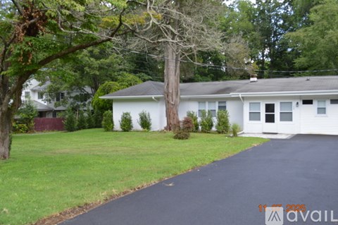 14 Homestead Lane 4 Beds Apartment for Rent