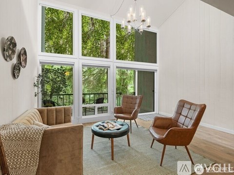 6525 139Th Pl NE 2 Beds Apartment for Rent