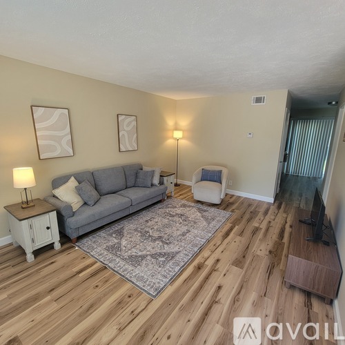 1010 Country Club Rd 2 Beds Condo for Rent - Photo gallery 2