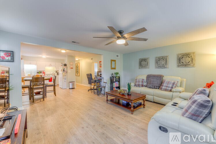 1524 North Pkwy