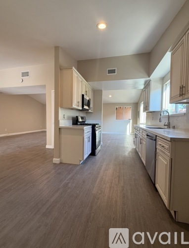830 Modena Street 4 Beds Single Family Home for Rent - Photo gallery 1
