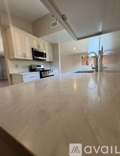 830 Modena Street 4 Beds Single Family Home for Rent - Photo gallery 3