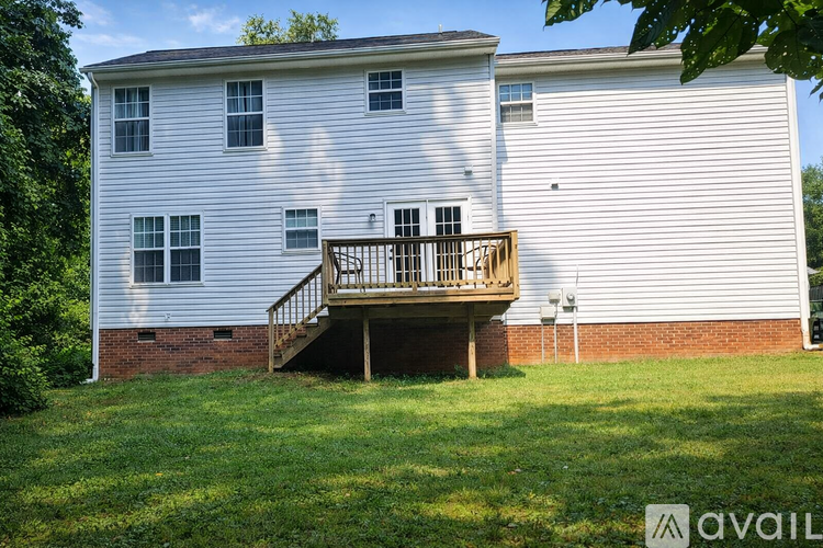 303 Rivereen Way 4 Beds Single Family Home for Rent - Photo gallery 2