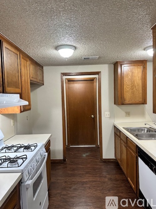 8607 S Drexel Pl 2 Beds Townhouse for Rent - Photo gallery 5