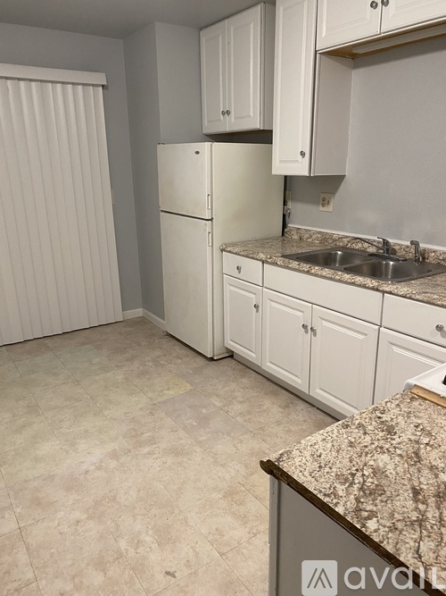 424 W Wilson Ave 2 Beds Apartment for Rent - Photo gallery 5